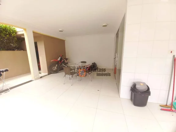 Imagem Sobrado com 4 dormitórios à venda, 343 m² por R$ 1.650.000,00 - Jardim Paulista - Atibaia/SP