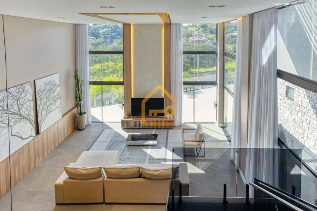 Sobrado de Luxo 4 dormitórios à venda, 1.446 m2 
Cond. Terras Sta Helena