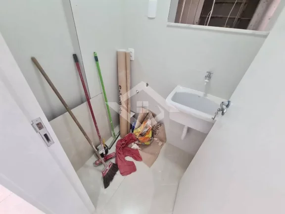 Imagem Conjugado Amplo e Claro na Avenida Nossa Senhora de Copacabana – 35m²
