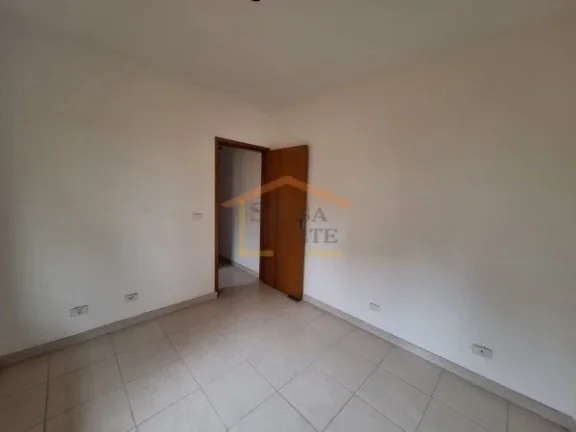 Imagem Sobrado novo e nunca habitado, com 110m² de área útil, oferecendo ambientes amplos, bem iluminado...