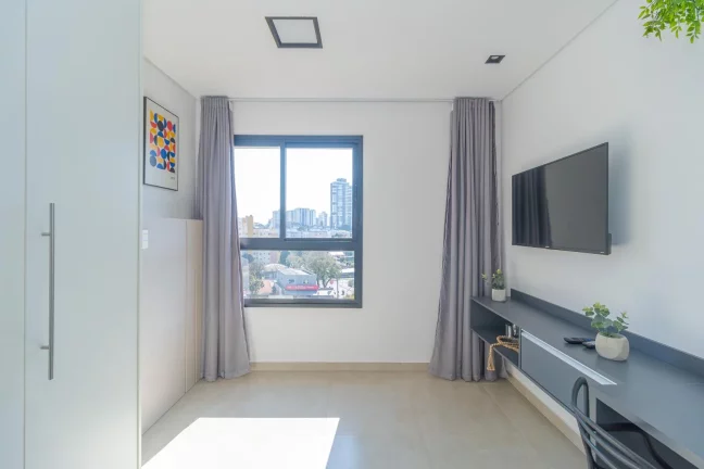 Imagem Apartamento de 1 quarto no bairro Água Verde