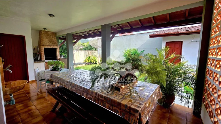 Imagem Casa com 4 quartos à venda, por R$ 2.000.000 - Condomínio Lagoinha - Ubatuba/SP