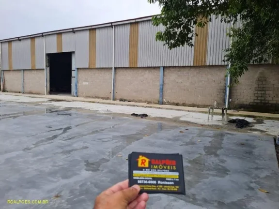 Imagem Galpão para Locação em DUQUE DE CAXIAS, Capivari, 2 banheiros