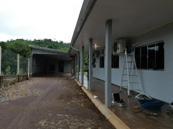 Imagem Casa mobiliada frente para água com churrasqueira e pomar em Boa Vista da Aparecida