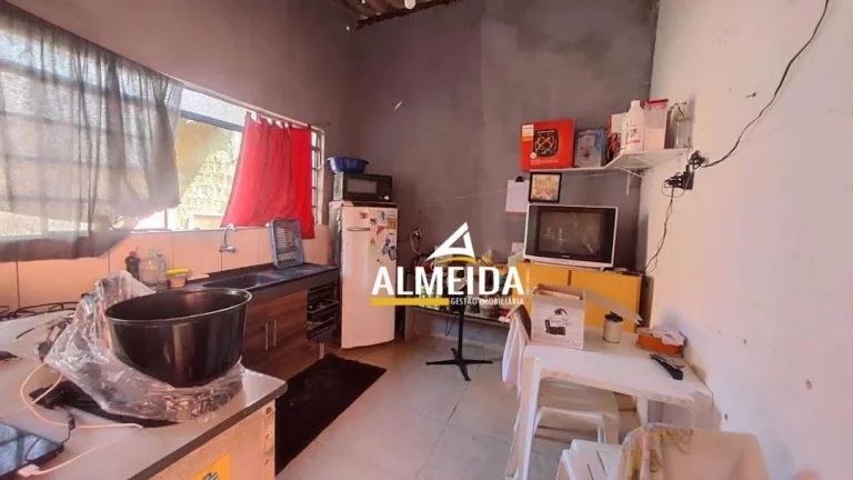 Imagem Casa com 2 dormitórios à venda, 193 m² por R$ 200.000,00 - Parque Universitário - Rio Claro/SP