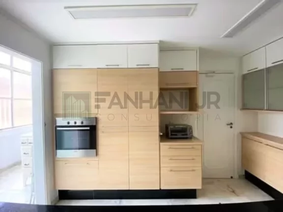 Imagem Apartamento à venda no Jardim Paulista, São Paulo-SP: 3 quartos, 1 suíte, 3 salas, 4 banheiros, 3 vagas, 330m². Imperdível!