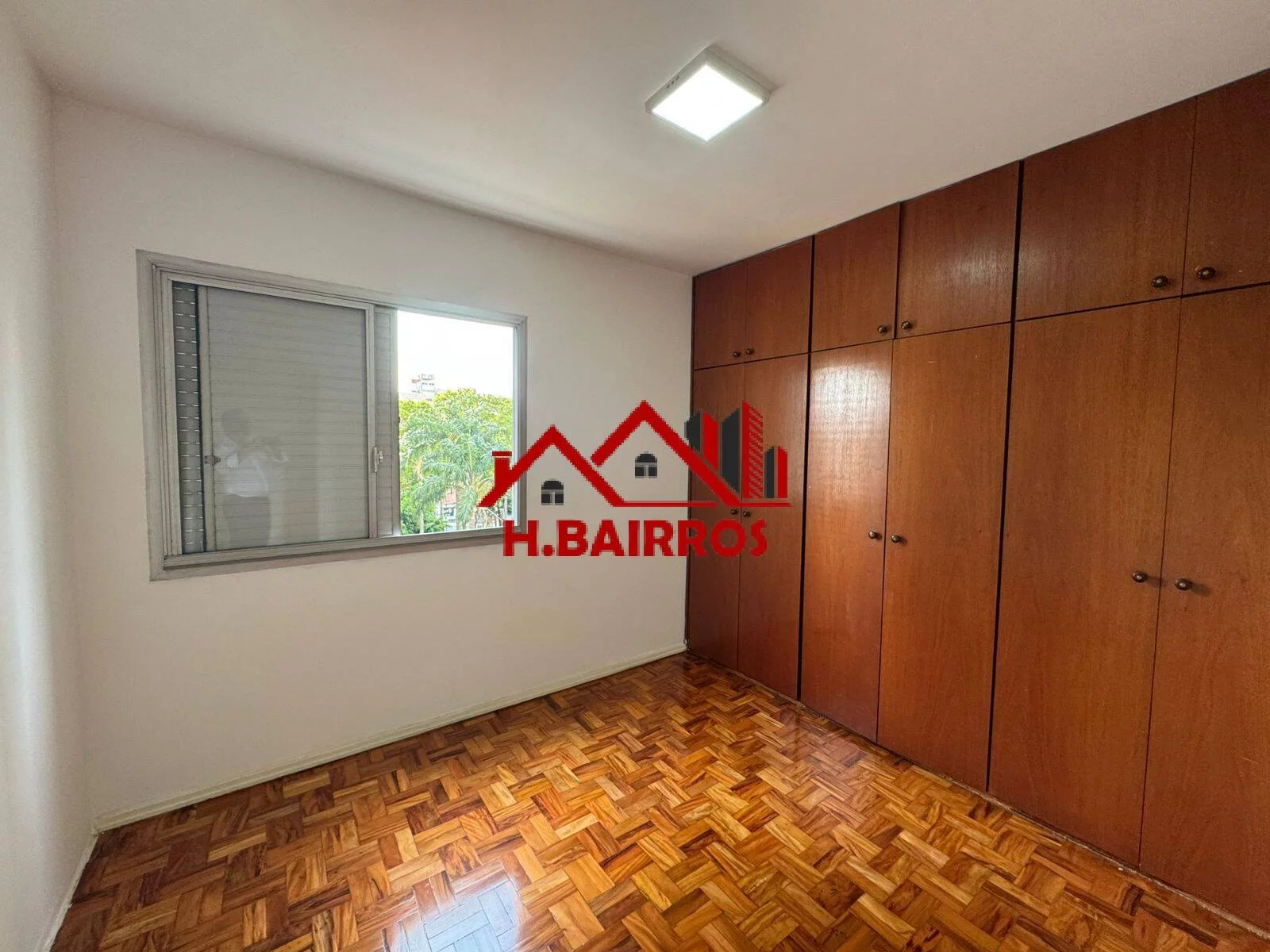 Imagem Apartamento 02 dormitórios à Venda Vila Adyana, São Jos?(C) dos Campos/SP