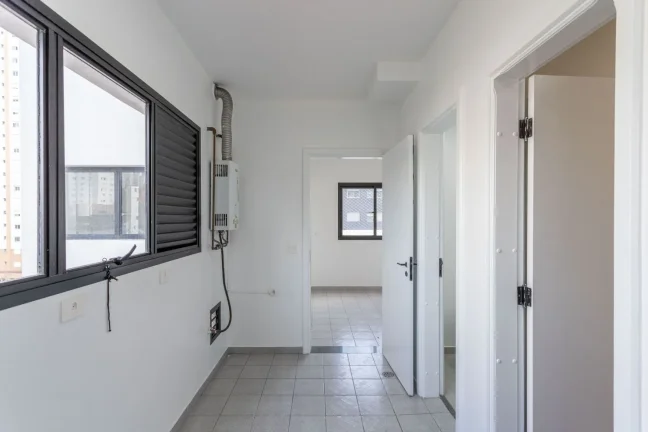 Imagem Apartamento 152M² Reformado, 4Q, 2 Suítes, 3 Banheiros, 3 Vagas, Piscina, Churrasqueira, Salão de Festas, Playground, Salão de Jogos, Espaço Gourmet.