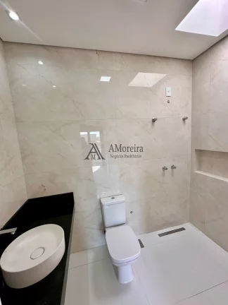 Imagem Maravilhosa casa em loteamento fechado à Venda em Jundiaí-SP, 3 Suítes e 4 Vagas de Garagem no Reserva Ermida!