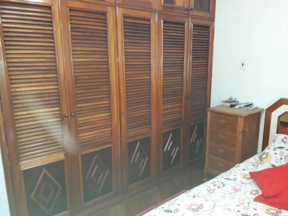 Imagem Casa Alto Padrão para Venda em Rio de Janeiro, Campo Grande, 5 dormitórios, 2 suítes, 6 banheiros, 3 vagas