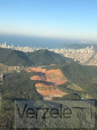 Imagem Terreno para Venda em Balneário Camboriú / SC no bairro Municípios