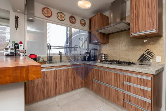 Imagem Apartamento à venda no Sumaré, São Paulo-SP: 3 quartos, 1 suíte, 3 banheiros, 4 vagas de garagem e 89m² de área.