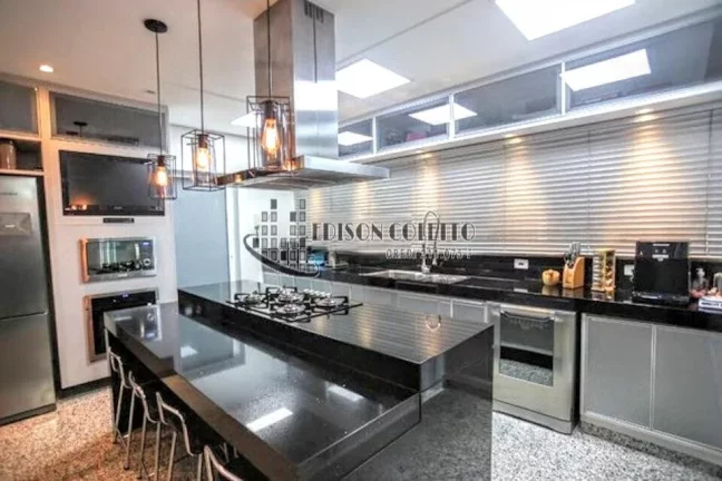 Imagem "Pronto para Morar" Linda casa no Alphaville Piracicaba, do arquiteto Aquiles Nicolas Kilaris com 3 Suítes