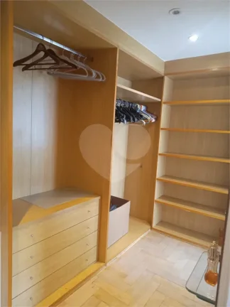 Imagem Apartamento à venda com 3 quartos, sendo 3 suítes, no condomínio Porte D' Mont Matre, São Paulo - SP