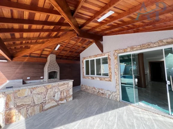 Imagem Casa em Praia Grande com 4 Dormitórios perto da Praia
