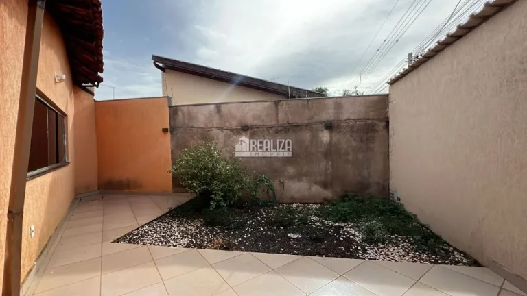 Imagem Casa de 4 dormitórios para alugar em Uberaba - Bairro Grande Horizonte