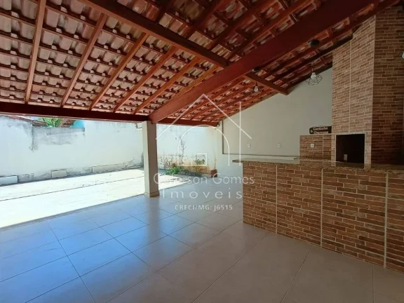 Imagem Casa à Venda - Com 2 quartos sendo 1 suíte - Esplanada - Mantena - MG
