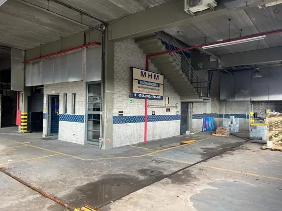 Imagem Galpão, 1780 m² - venda por R$ 9.500.000,00 ou aluguel por R$ 47.728,16/mês - Vila Amorim - Suzano/SP