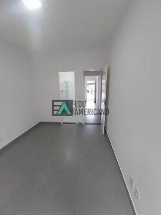 Imagem Casa térrea reformada condomínio vila Atibaia 2 dorm. Jd. São Felipe