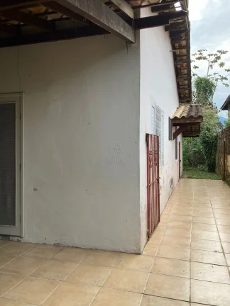 Imagem Ótima casa com 2 dts- 2 terrenos- reformada- Jardim Carolina- Ubatuba- SP