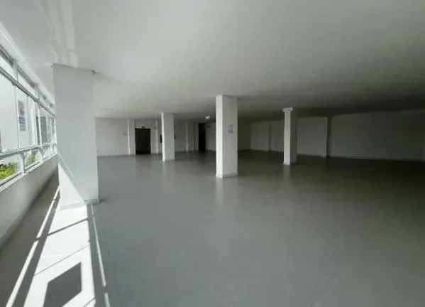 Imagem Sala comercial com 248,81m2 no Bairro Nações em Indaial - SC