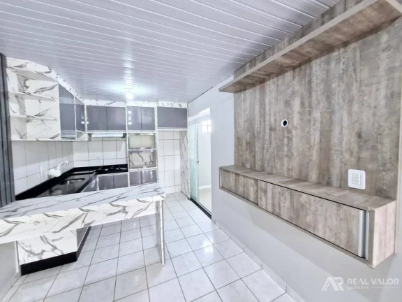Imagem Belíssima Casa Semimobiliada para Locação no Bairro Gralha Azul em Fazenda Rio Grande