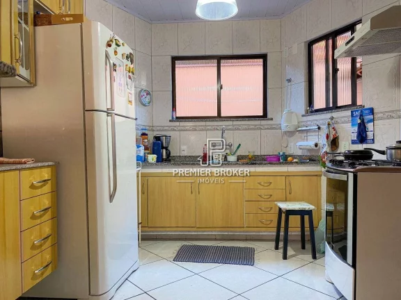 Imagem Casa à venda, 114 m² por R$ 650.000,00 - Cascata Guarani - Teresópolis/RJ