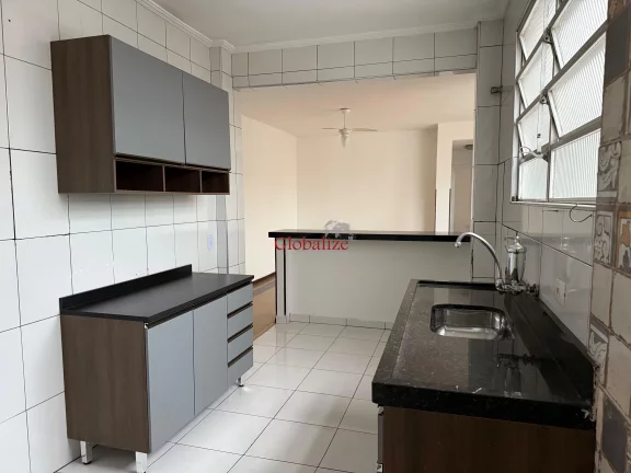 Imagem Apartamento com 2 Dormitórios à venda no Coração do Gonzaga por R$480.000,00