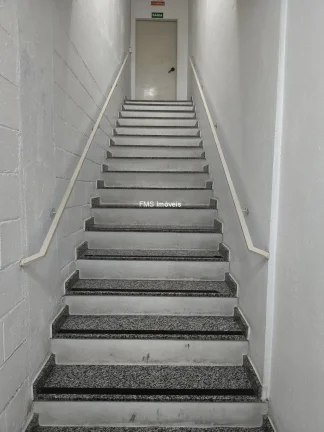Imagem Prédio Comercial com 1000m2 na Vila Moraes