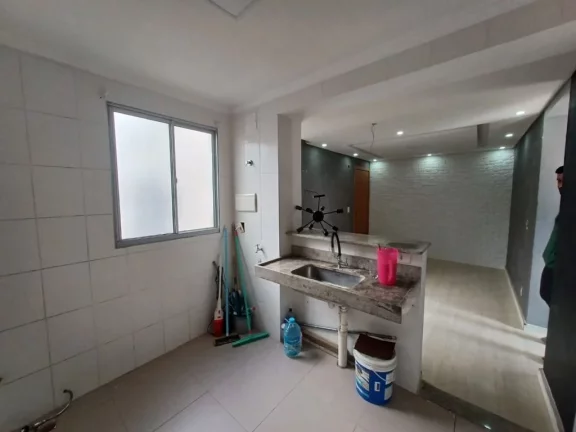 Imagem Apartamento com 2 dormitórios à venda, 43 m² por R$ 215.000,00 - Parque Santa Rosa - Suzano/SP