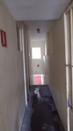 Imagem Apartamento com 1 dormitório para alugar, 40 m² por R$ 850/mês - Cidade São Jorge - Santo André/SP