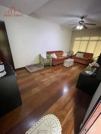 Imagem Casa à venda com 179m², 3 quartos e 2 vagas - Jardim Umarizal