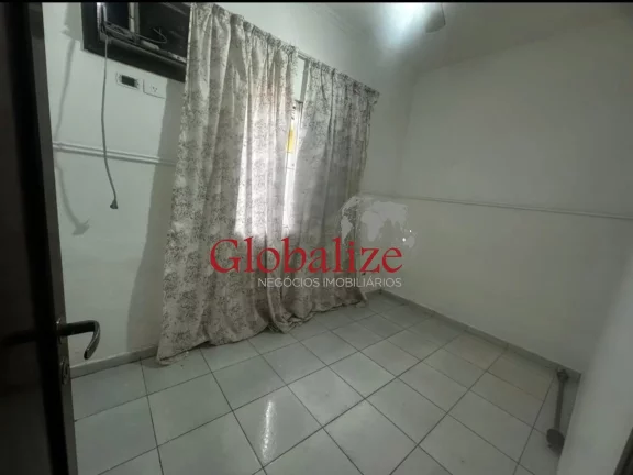Imagem Casa à venda com 275m², 4 quartos, 4 vagas, piscina, churrasqueira por R$ 609.000,00 no Bom Retiro - Santos