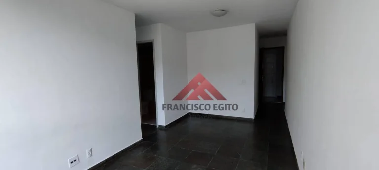 Imagem Apartamento de sala dois quartos e vaga de garagem,em excelente localização em Santa Rosa(Pé pequeno)colado a todo comércio do largo do Marrão,Bancos