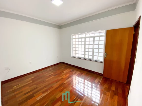 Imagem VENDE-SE LINDA CASA NO BAIRRO SÃO JOSÉ EM EXCELENTE LOCALIZAÇÃO!