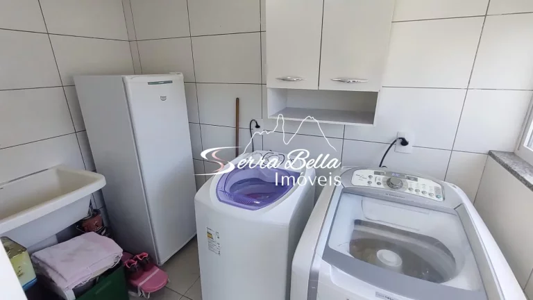 Imagem Casa com 4 dormitórios à venda, 200 m² por R$ 840.000,00 - Albuquerque - Teresópolis/RJ