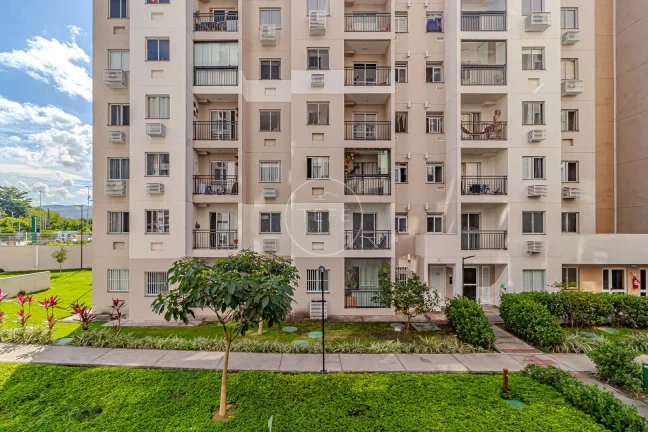 Imagem APARTAMENTO com 2 DORMITÓRIOS no ANIL - Condomínio com infra completa - R$ 300.000