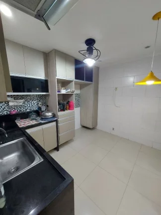 Imagem EXCELENTE Casa TRIPLEX com 260m² no Pq Duque.