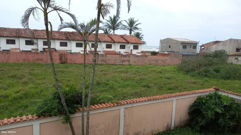 Imagem Casa para Venda em Itanhaém, Parque Augustus, 4 dormitórios, 1 suíte, 3 banheiros, 6 vagas
