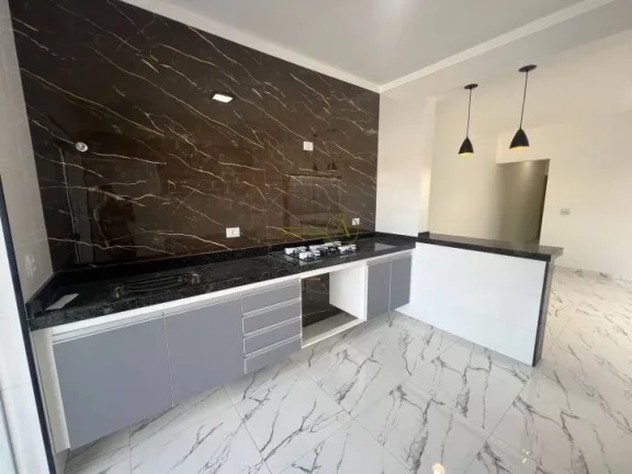 Imagem Casa térrea à venda em Peruíbe Piscina com cascata. Área gourmet com churra