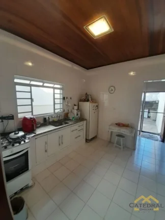 Imagem CASA COM 1 DORMITÓRIO À VENDA, 70 M² POR R$ 375.000,00 - VILA ARENS - JUNDIAÍ/SP