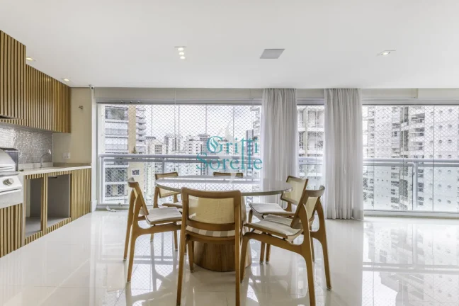 Imagem Apartamento à Venda em Vila Nova Conceição - São Paulo/SP.