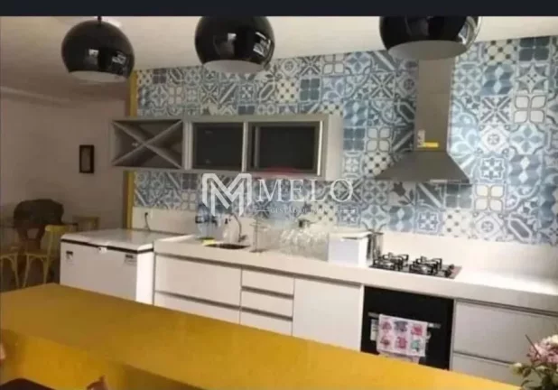 Imagem TORRE - apto. com 2qts., 1suite, 1vaga, 48m² - MOBILIADO