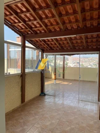Imagem Linda Cobertura com planejados a Venda no Jardim Junqueira - SP