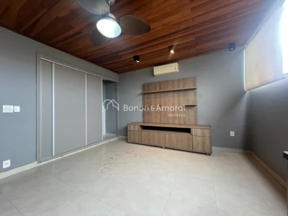 Imagem Casa em condomínio, 148m², com 3 quartos, no Mansões Santo Antônio

Sobrado cheio de charme e mu...