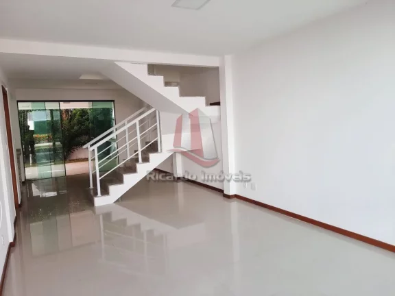 Imagem Linda Casa Duplex Localização Privilegiada c/ 150 m²