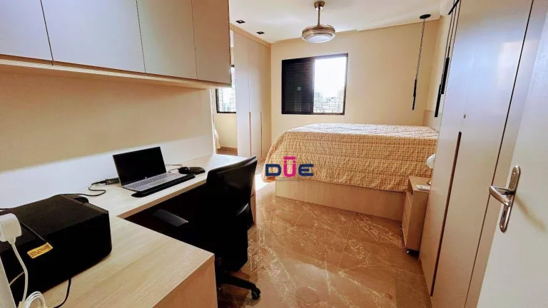 Imagem Cobertura com 3 dormitórios à venda, 357 m² por R$ 3.500.000 - Pompéia - Santos/SP