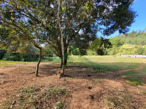 Imagem Sítio à beira da represa em Piracaia: Um refúgio de tranquilidade e beleza