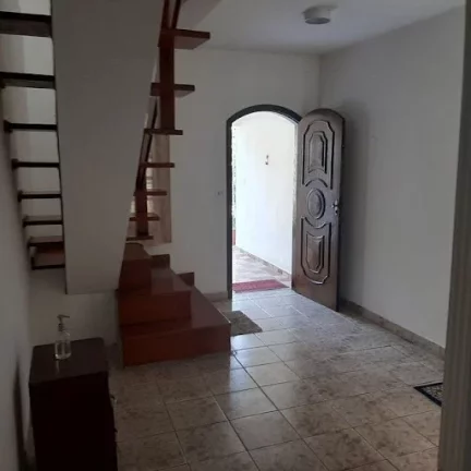 Imagem Sobrado com 3 quartos à venda, 400 m² por R$ 1.064.000 - Jordanópolis - Arujá/SP