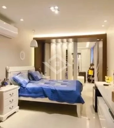 Imagem Lindo Apartamento Reformado com Vista Maravilhosa em Copacabana